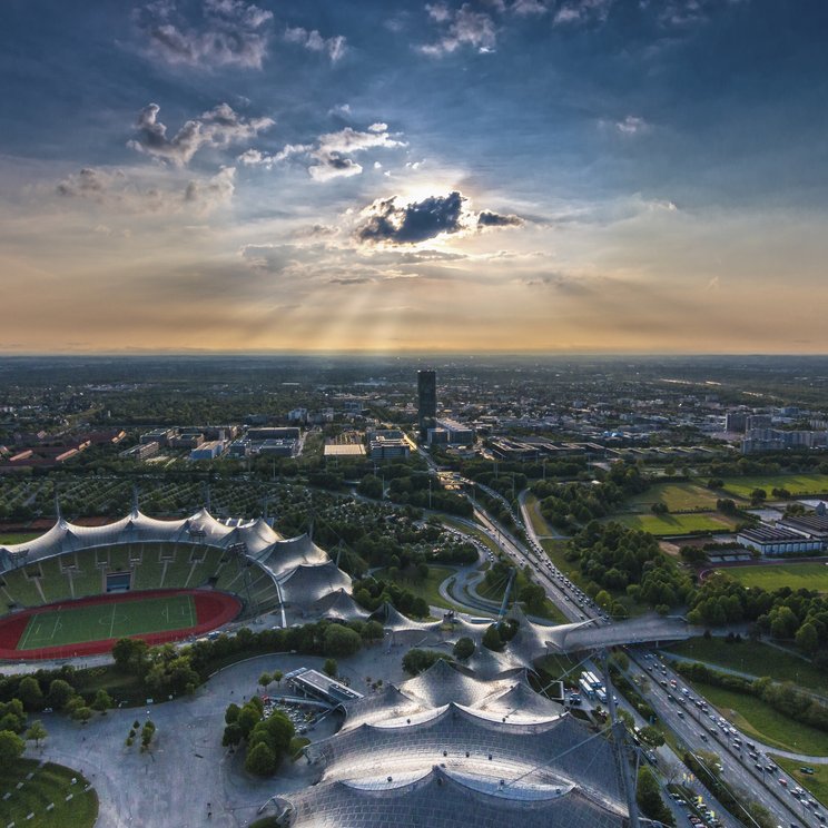 Luftbild des Olympiaparks in München