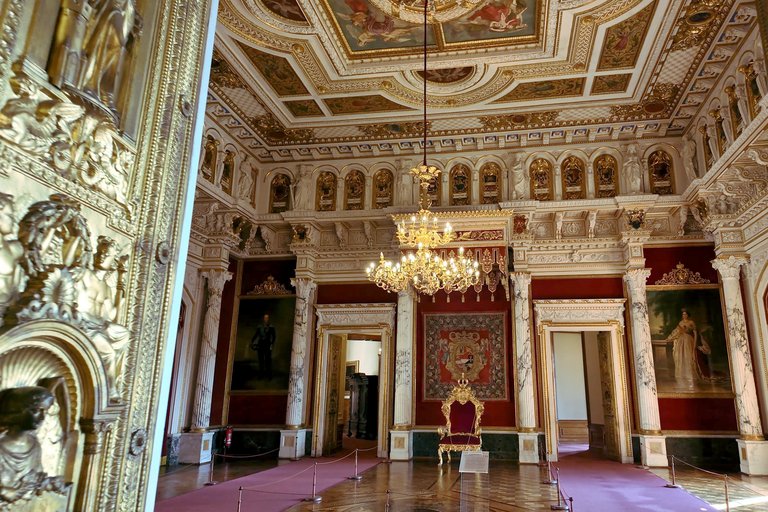 Blick in den Thronsaal im Schweriner Schloss